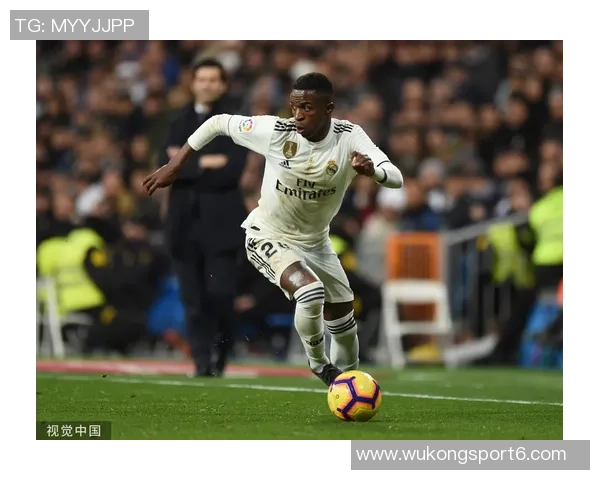 沙特计划明夏引进维尼修斯年薪10亿与阿隆索关系紧张