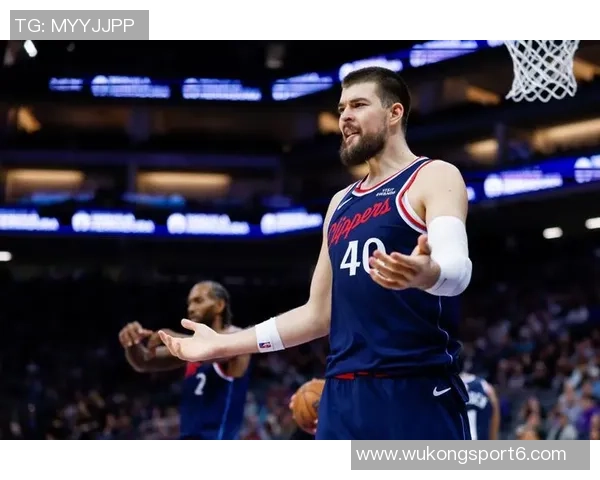 保罗赞祖巴茨内线威胁大洛空间能力丰富球队战术选择 保罗赞祖巴茨内线威胁大洛空间能力丰富球队战术选择